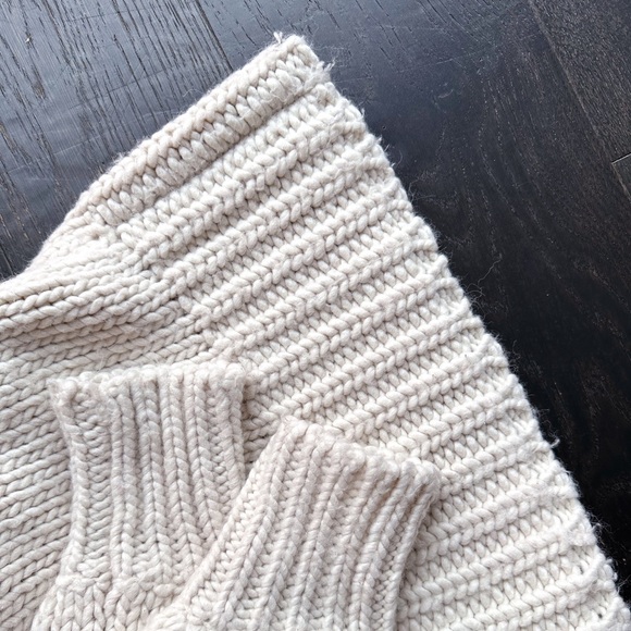 SOLD French Connection Chunky Knit Sweater - Picture 4 of 5